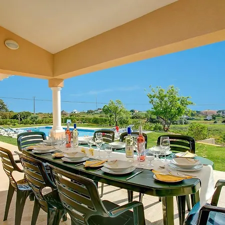 Villa Viana By *