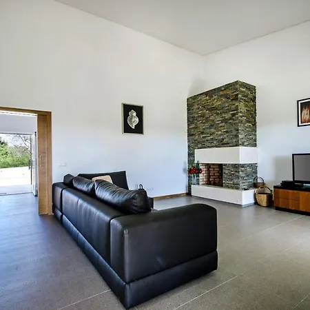 Viana By * Lagoa (Algarve)