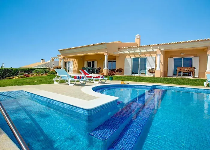 Viana By * Lagoa (Algarve)